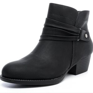 Luoika Women's Black Faux Leather  Low Heel Side Zip Ankle Boots‎ Wide Width 9W